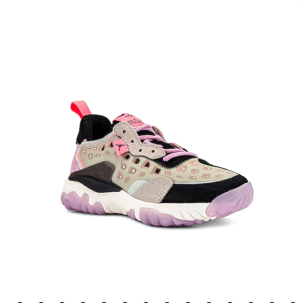 👟💗 Womens Jordan Delta 2 💗👟